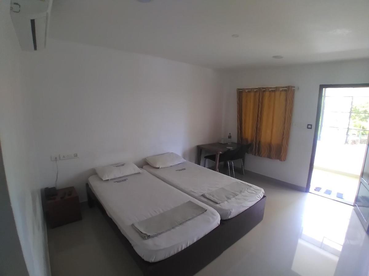 Thabasiya Resorts Kuzhittura ภายนอก รูปภาพ