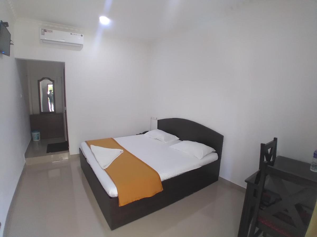 Thabasiya Resorts Kuzhittura ภายนอก รูปภาพ